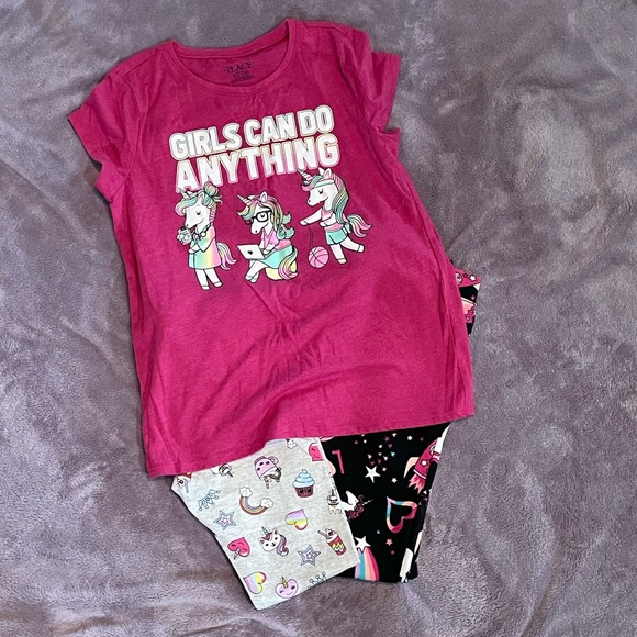 Girl’s Leggings and T-shirt